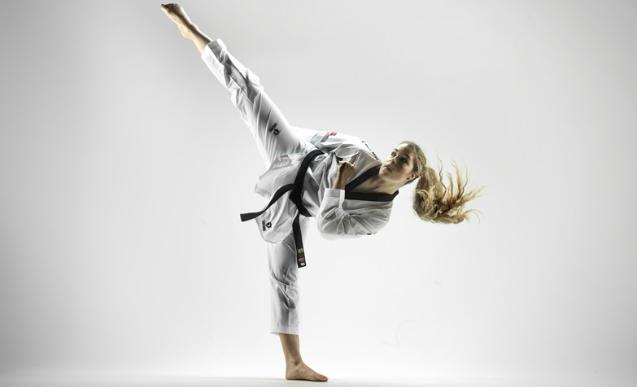 Gull og to bronse i Fujairah Open Taekwondo WTF - thumbnail