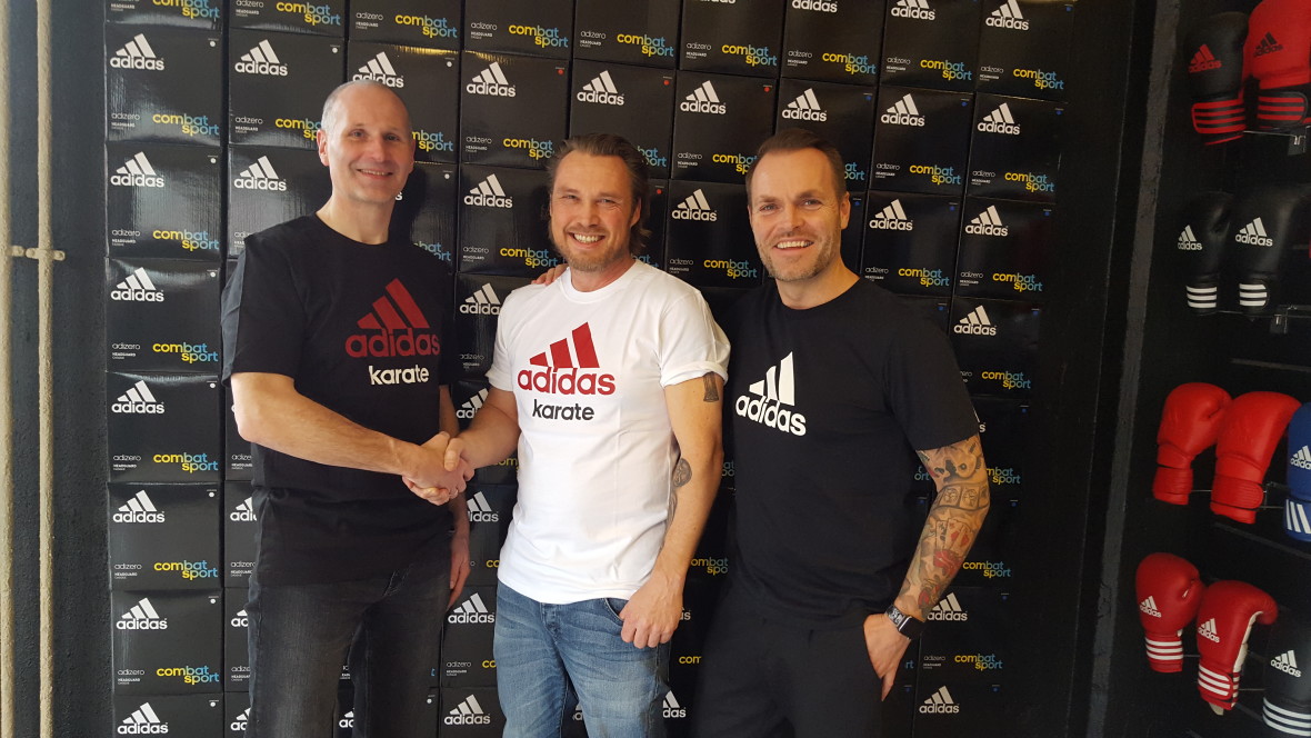 NKF har signert avtale med Adidasforhandler - thumbnail