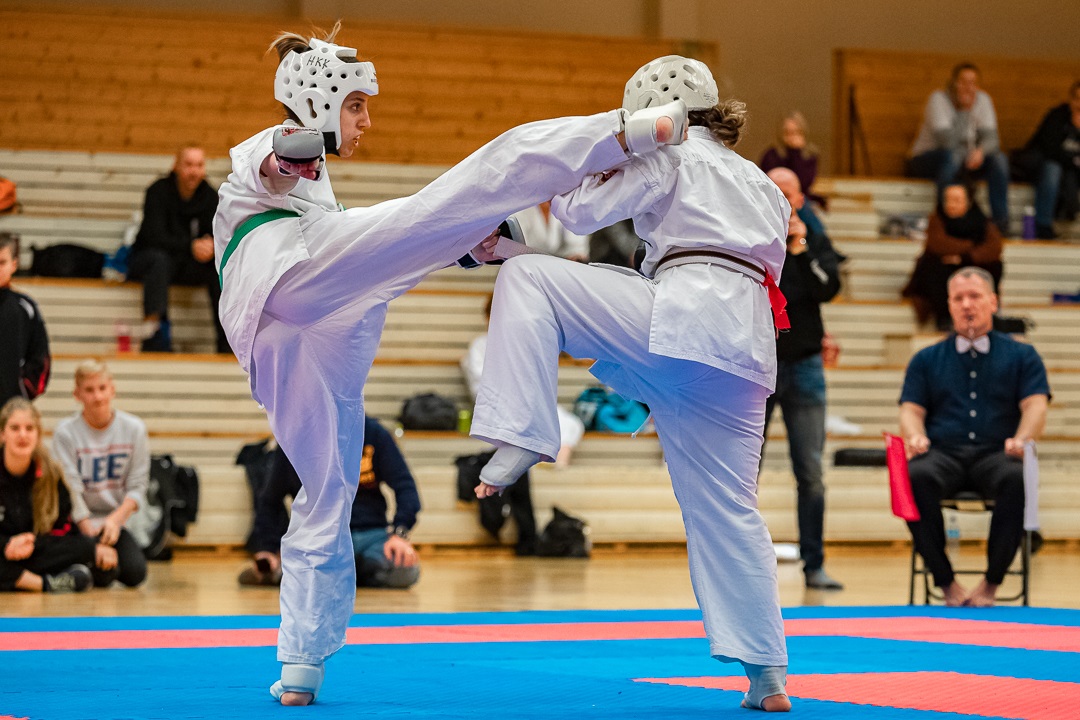Fullkontakt karate: Rekordmange juniorer og barn på Lørenskog-cup - thumbnail